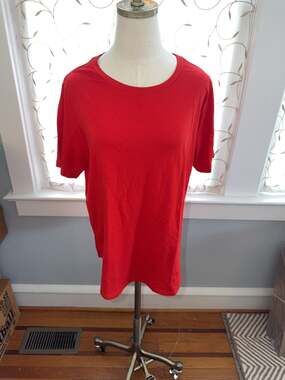 Universal Standard Pima Cotton Modal Crew Neck T-Shirt Red Size S (14-16)
